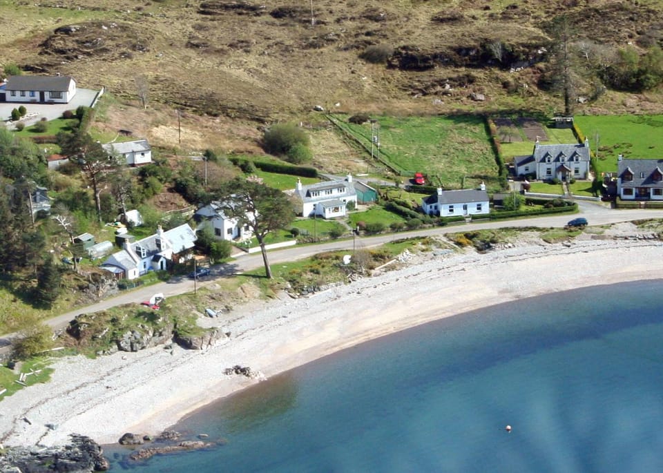 Property building, Neighbourhood, Bird's eye view, Beach