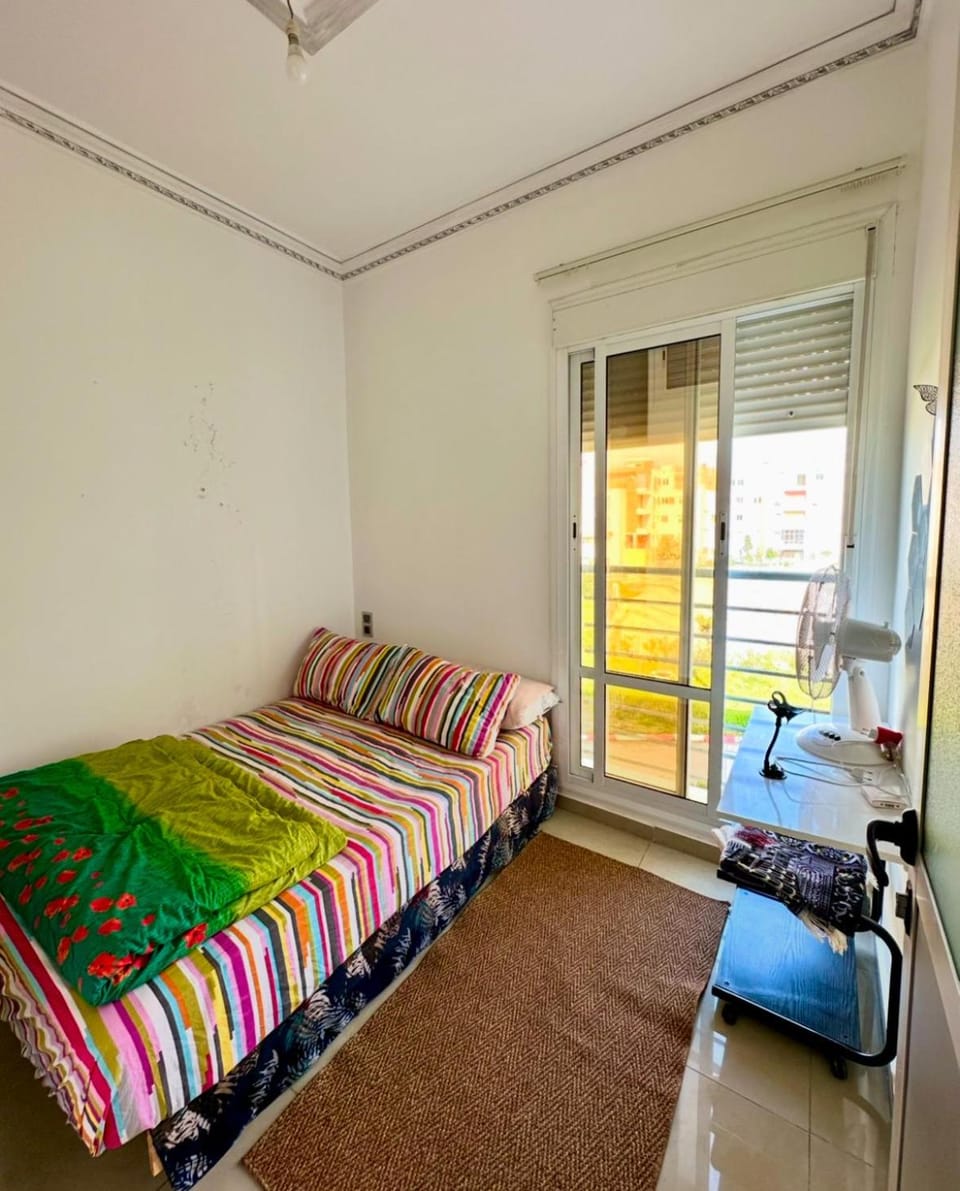 Appartement dans résidence à 2 pas de la mer et parking Apartment in Tangier-Tétouan-Al Hoceima
