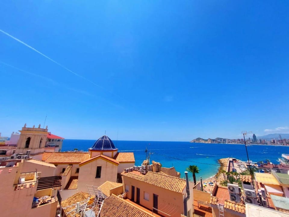 Nearby landmark, View (from property/room), Beach, City view, Landmark view, Sea view