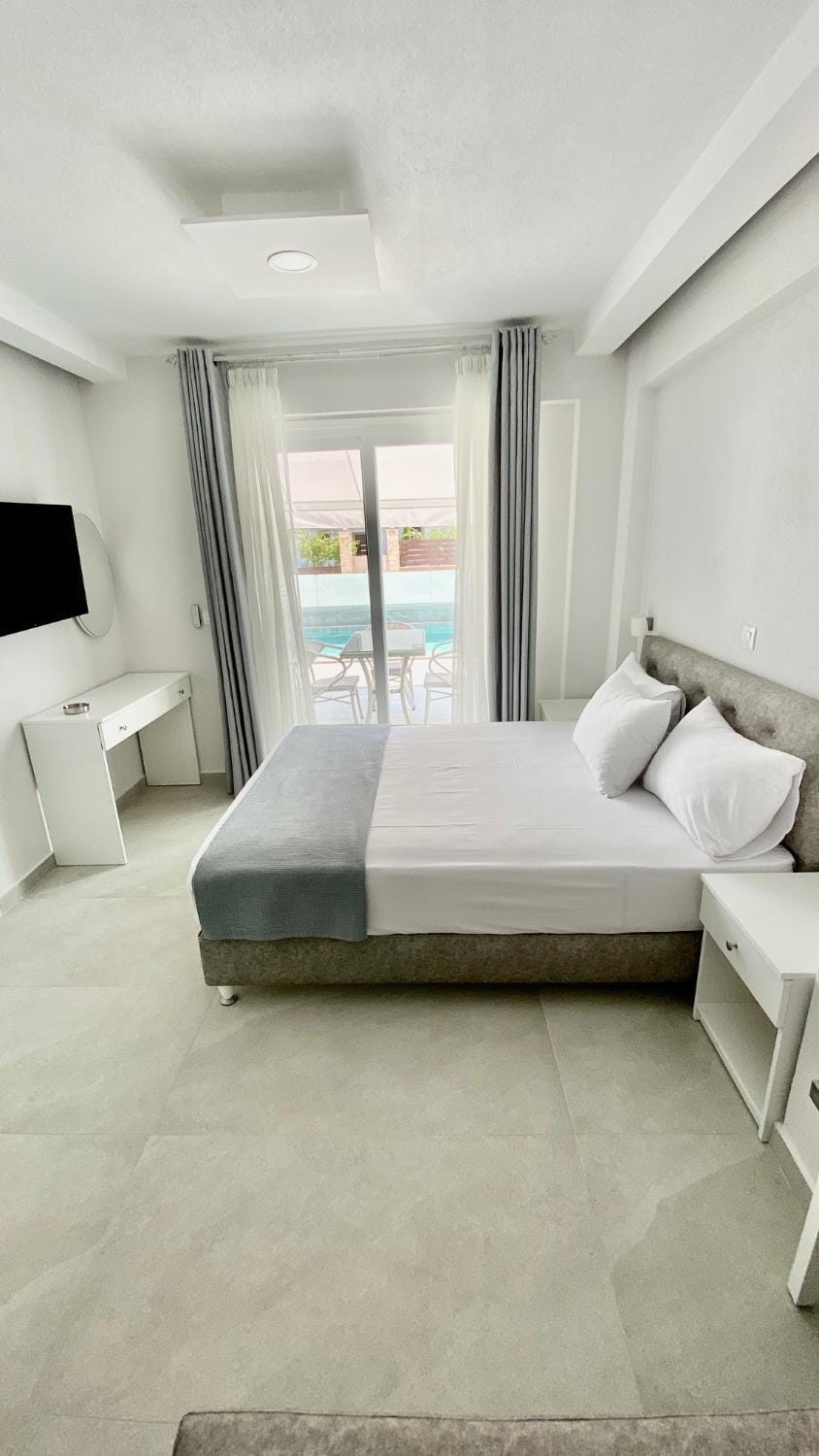 TV and multimedia, Bedroom