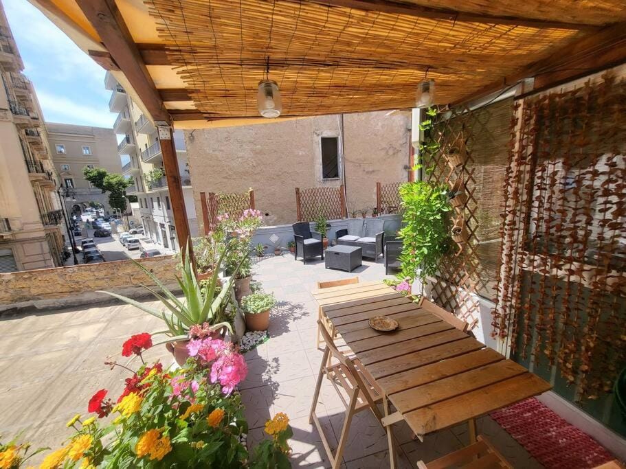 Casetta Polì- Appartamento con terrazza - Centro Storico Apartment in Palermo