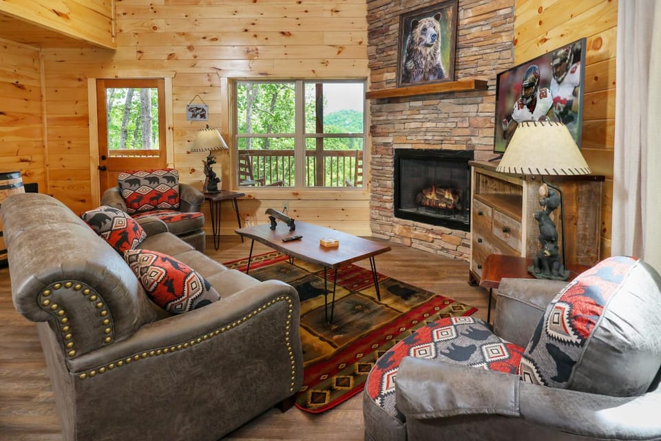 Bear Mountain Chalet in Sevier County