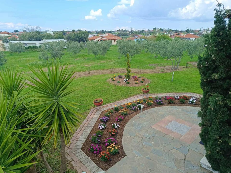 Garden, Garden view