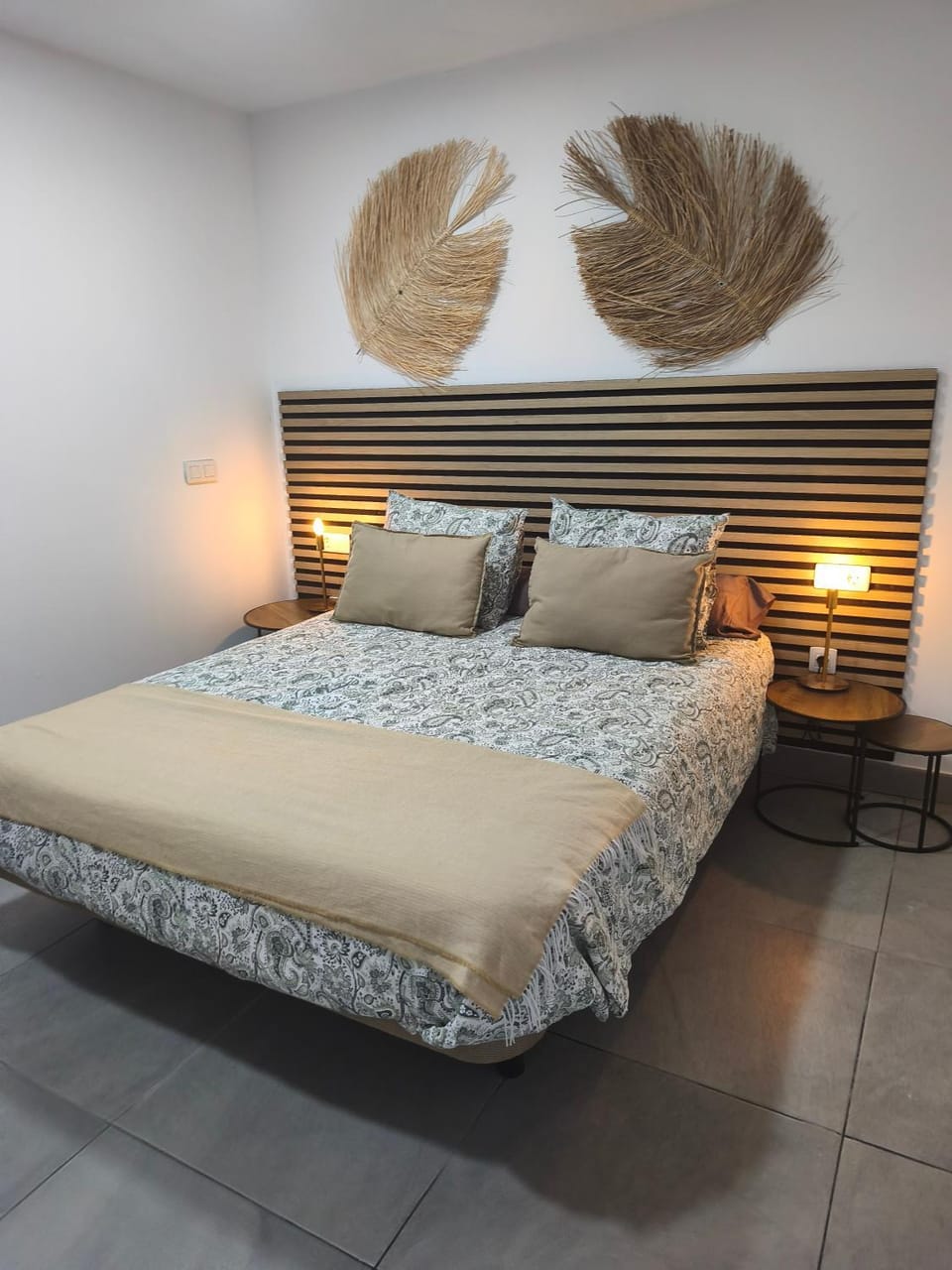 Bed, Bedroom, soundproof