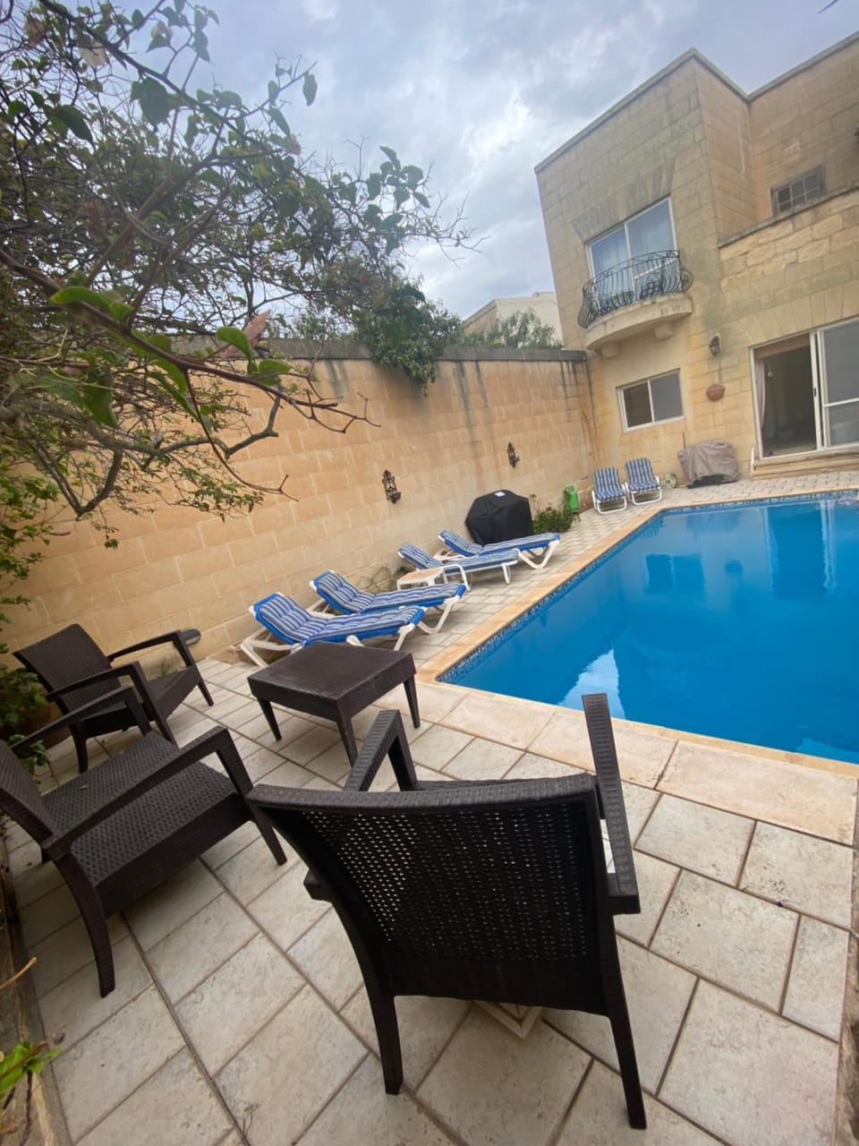 Garden, Pool view, Swimming pool, Swimming pool, sunbed