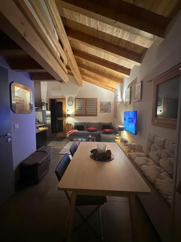 Chaleureux studio plein sud en Tarentaise ! Apartment in Saint-Bon-Tarentaise