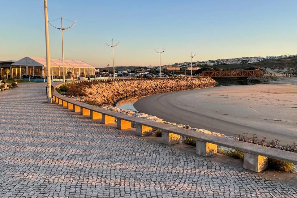 Amazing Sea View Beach House Villa in Lisbon District