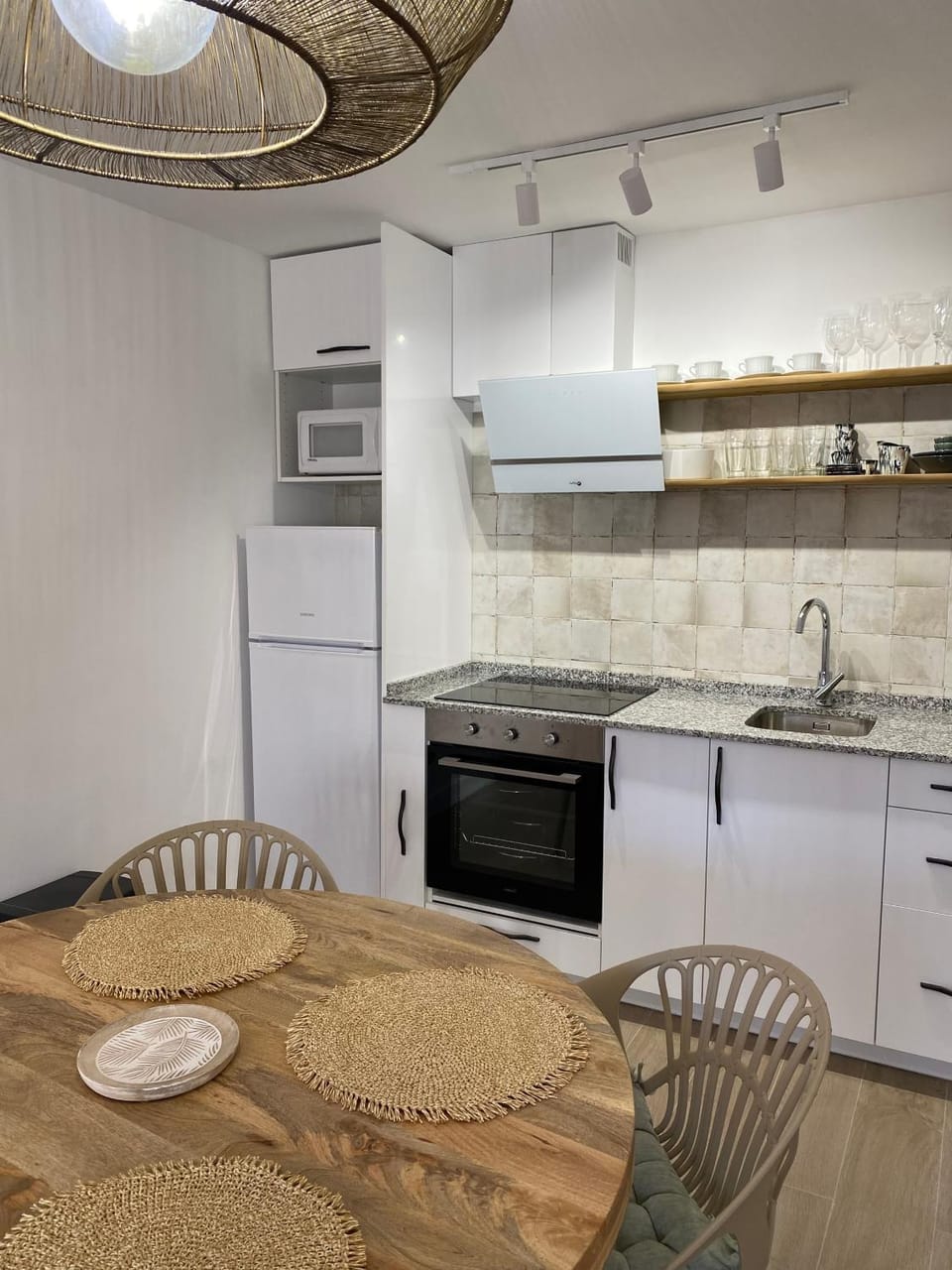 Kitchen or kitchenette
