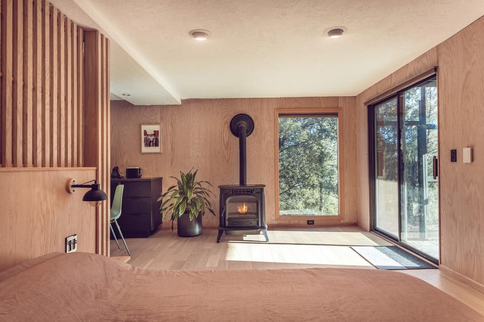 Spectacular Designer Treehouse with Mountain Views Villa in Pine Mountain Club
