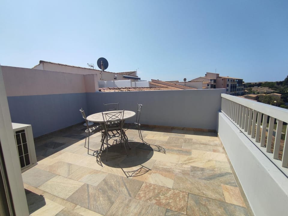 Appart 485, Port Soleil B2 au village naturiste Apartment in Agde