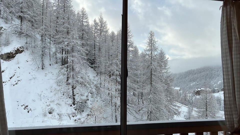 Grand studio avec véranda La Foux d'Allos Apartment in Allos