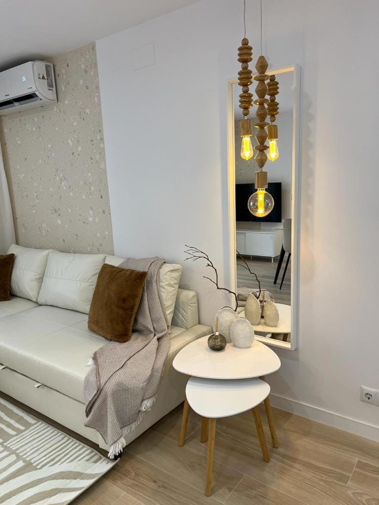 Living room, Seating area, air conditioner