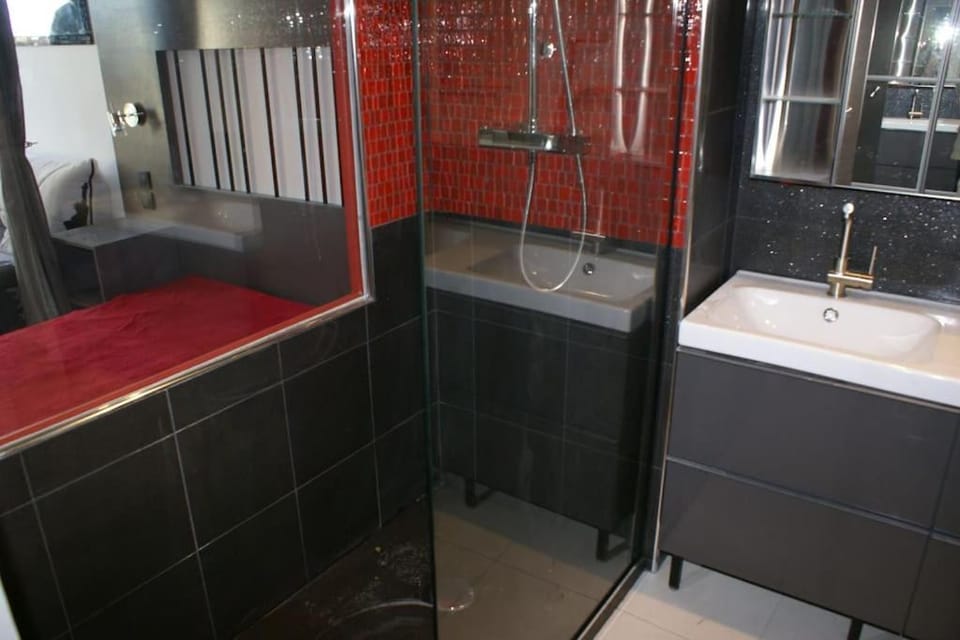 Studio 12, Héliopolis J au village naturiste Apartment in Agde