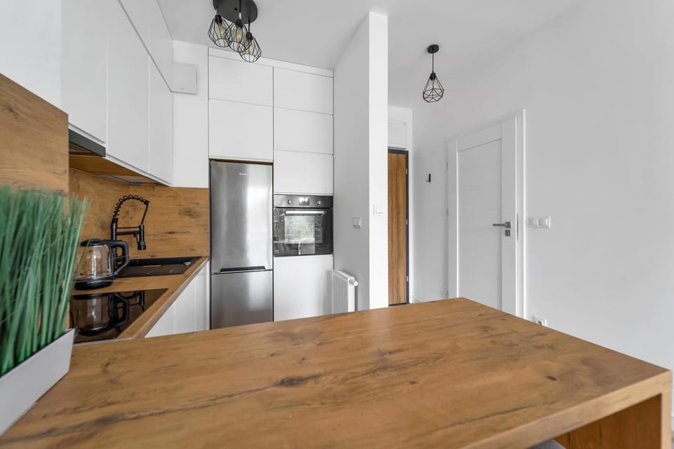 Kitchen or kitchenette, pet friendly, stove