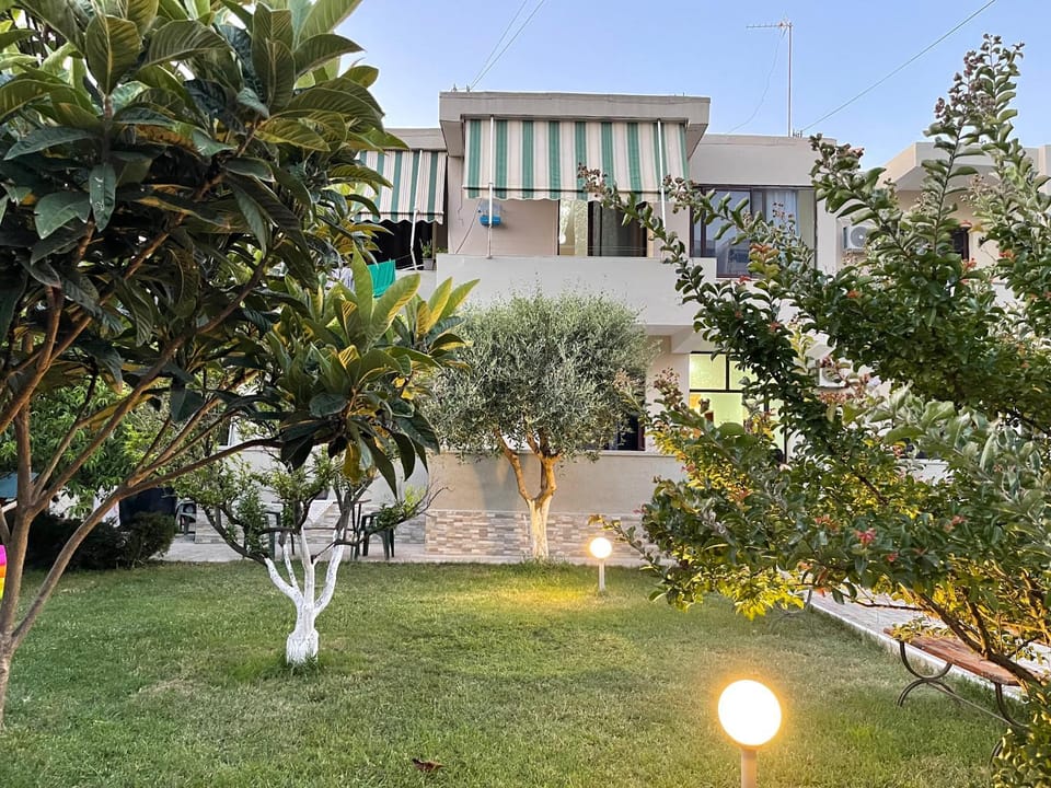 Property building, Garden