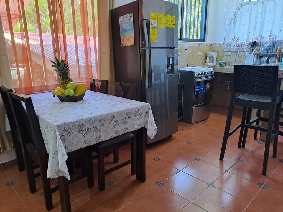 Casa Eli en Playa Manuel Antonio House in Quepos