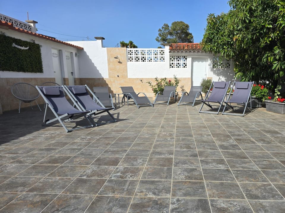 Patio, sunbed