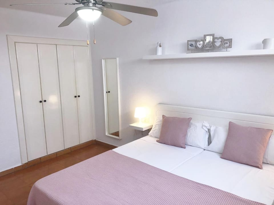 Apartamento Helena en Garden City con piscina climatizada Apartment in Costa Adeje
