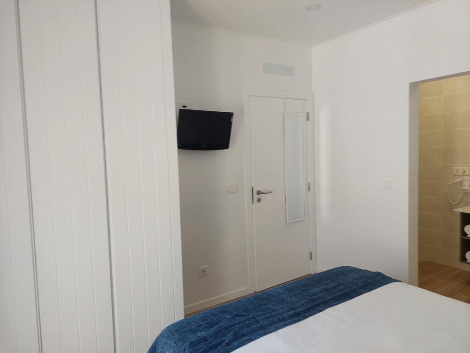 TV and multimedia, wardrobe