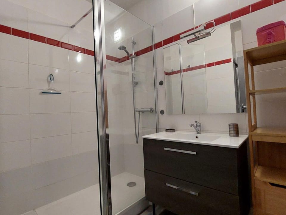 Studio rénové, 4 pers, proche pistes - FR-1-516-207 Apartment in Les Deux Alpes