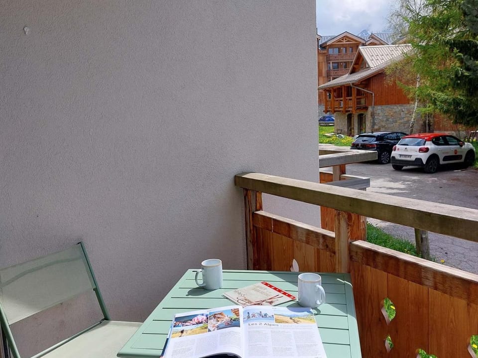 Studio rénové, 4 pers, proche pistes - FR-1-516-207 Apartment in Les Deux Alpes