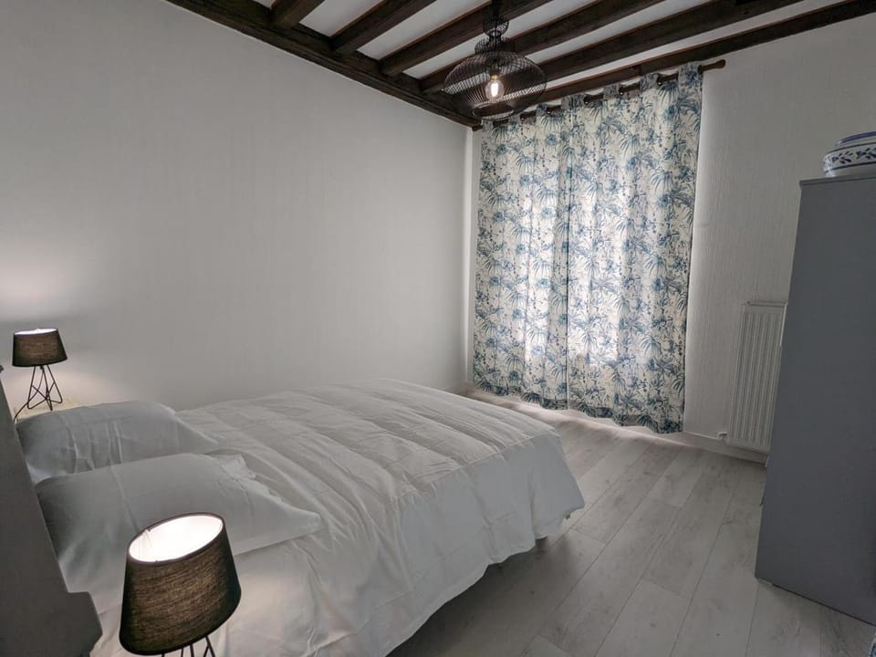 Gîte familial avec piscine couverte, jardin privé, proche d'Aubeterre-sur-Dronne - FR-1-653-239 House in Nouvelle-Aquitaine