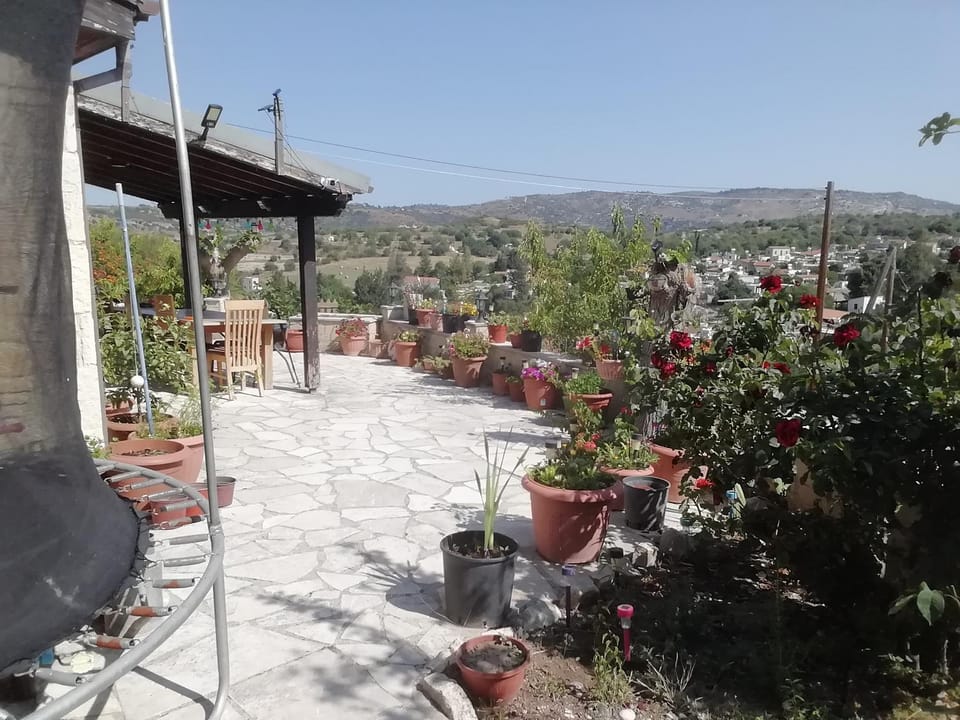 Property building, Patio, Natural landscape, View (from property/room), Mountain view, Inner courtyard view