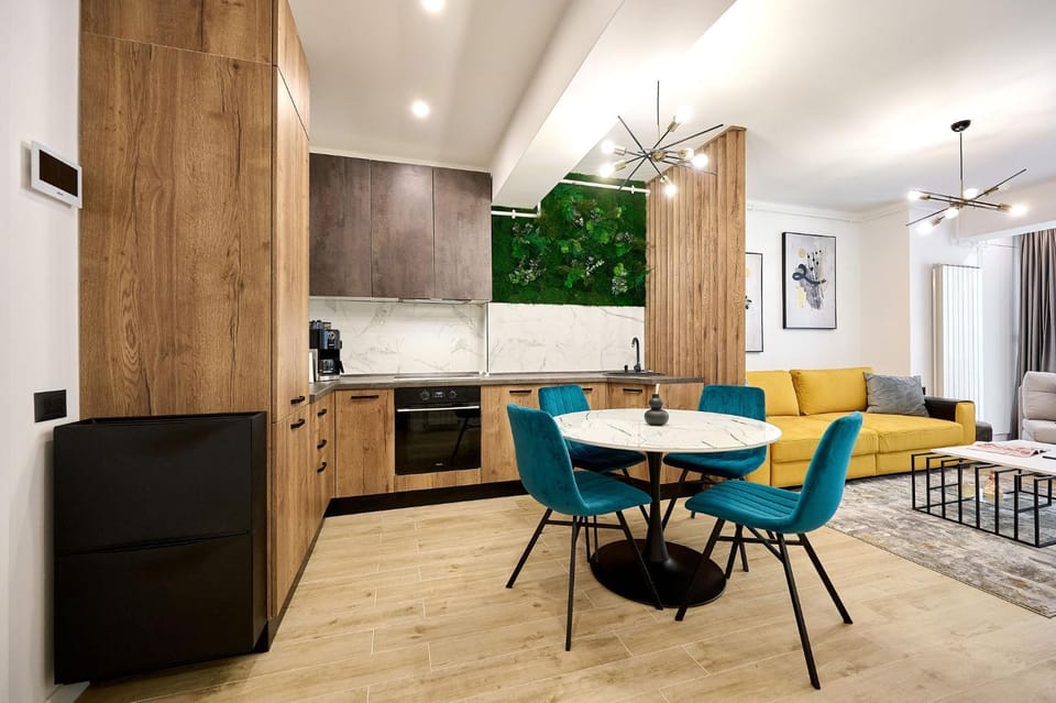 Kitchen or kitchenette, Dining area, pet friendly