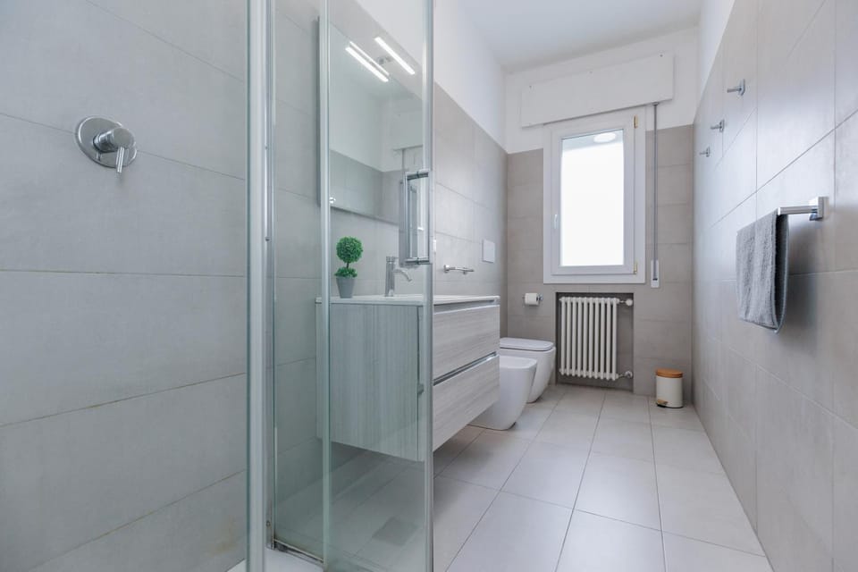 Kitchen or kitchenette, kitchen