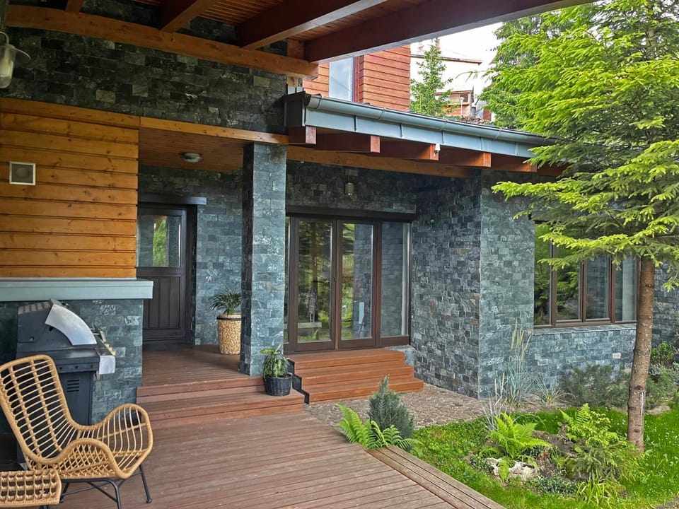 Garden, Balcony/Terrace