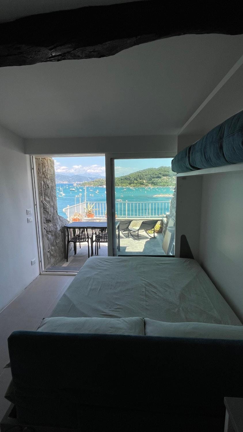 Bed, Sea view