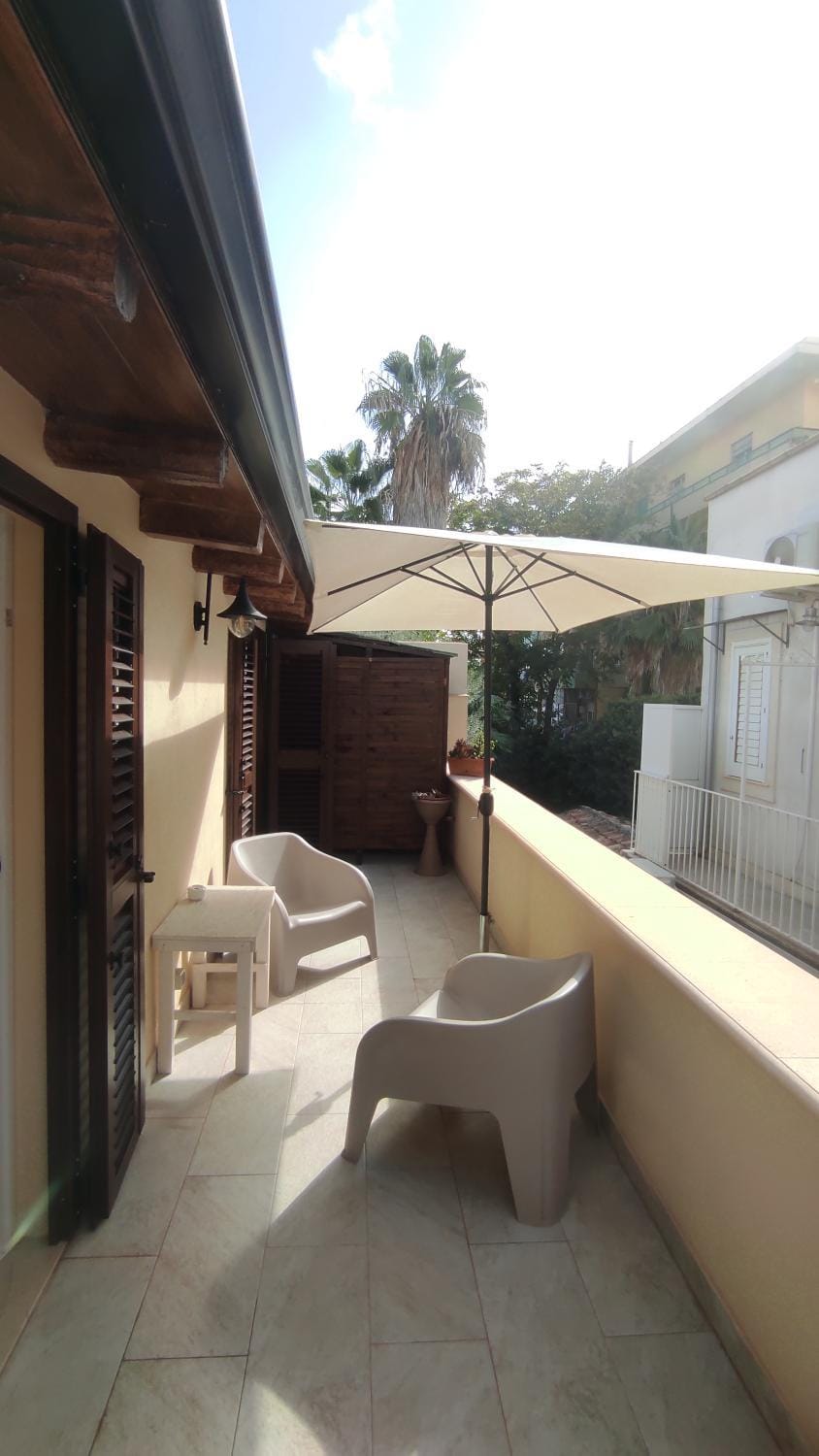 View (from property/room), Balcony/Terrace