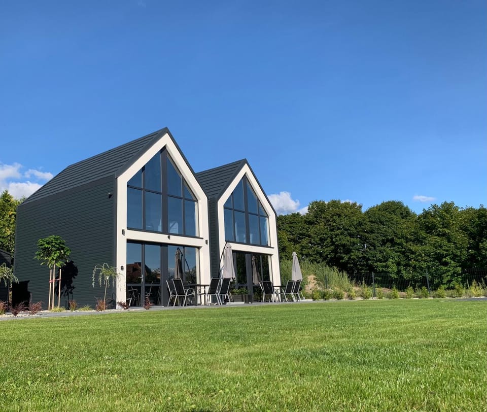 Property building, Spring, Natural landscape, Garden