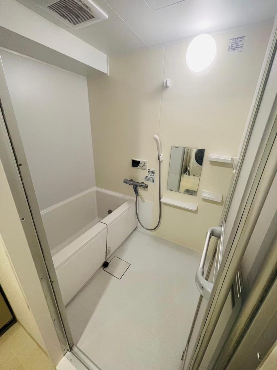 ASUKA HINODECHO ｌ日の出町 Apartment in Yokosuka