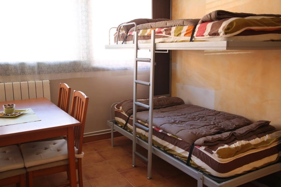bunk bed