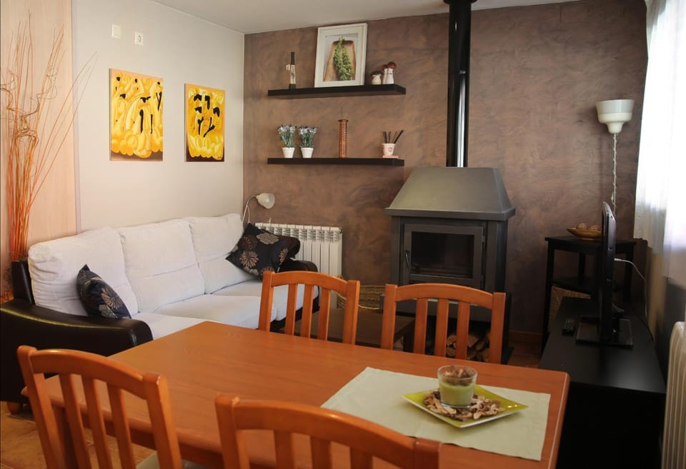 Dining area, flat iron