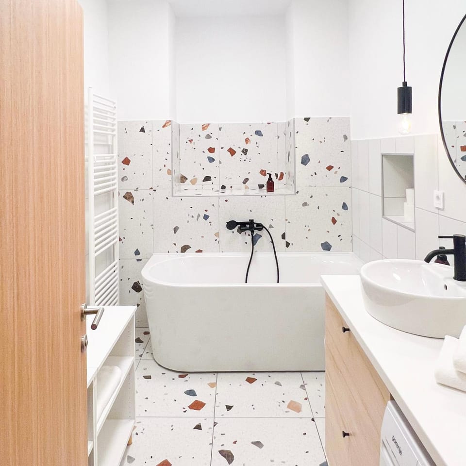 Toilet, Bathroom, Bath