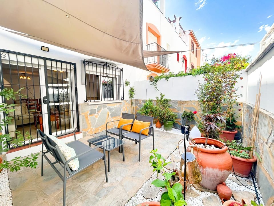 Patio, Day, Balcony/Terrace, Balcony/Terrace, Seating area