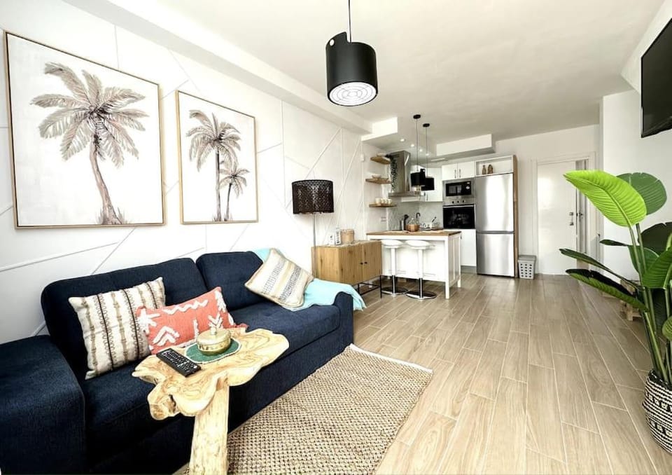 El Cocotero by the sea, desk,300mb fiber and terrace Apartment in El Cotillo