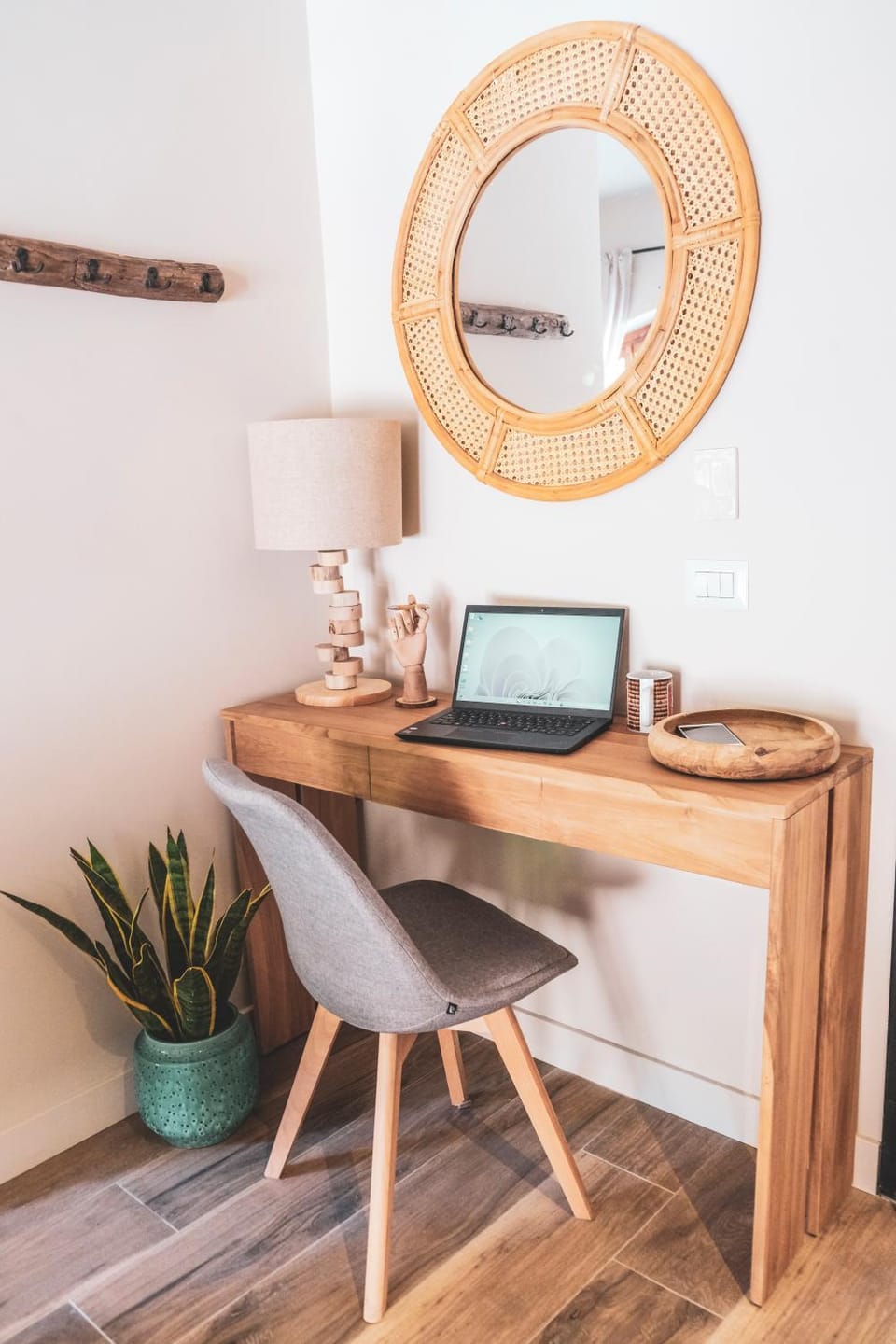 Seating area, hair dresser