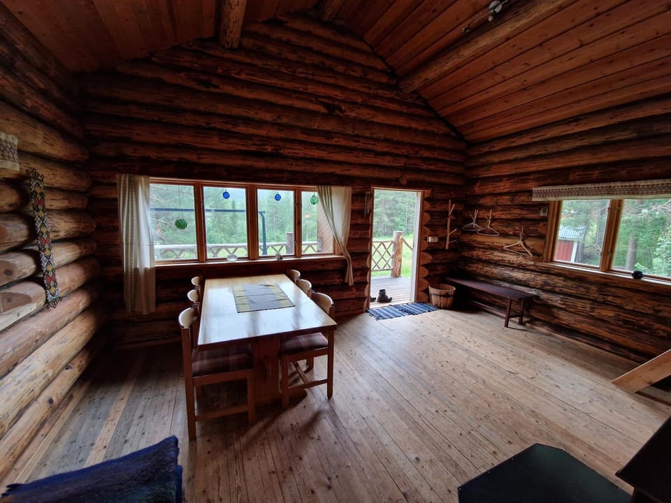 Lakeside wilderness cabin Cabin in Norrbotten County, Sweden