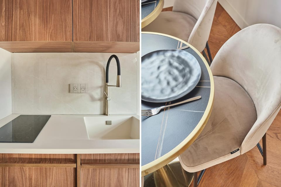 Kitchen or kitchenette