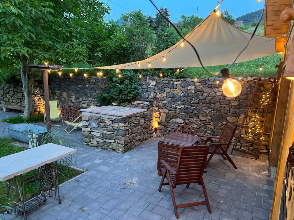 Patio, Garden view