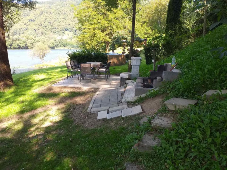 Patio, Natural landscape