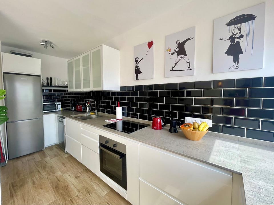 Kitchen or kitchenette, dishwasher, minibar, pet friendly, stove