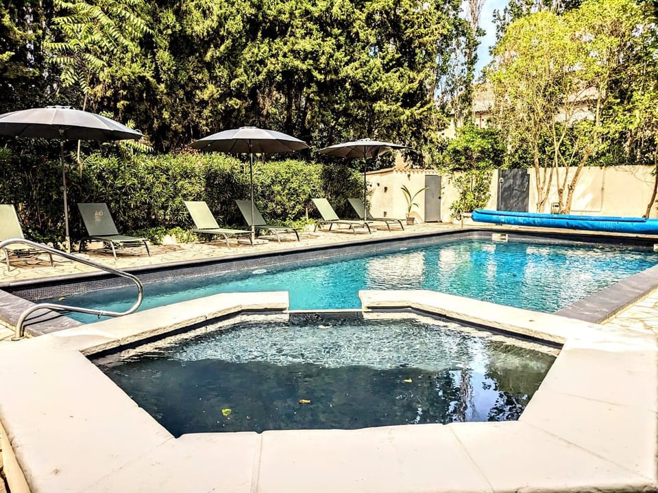 Swimming pool