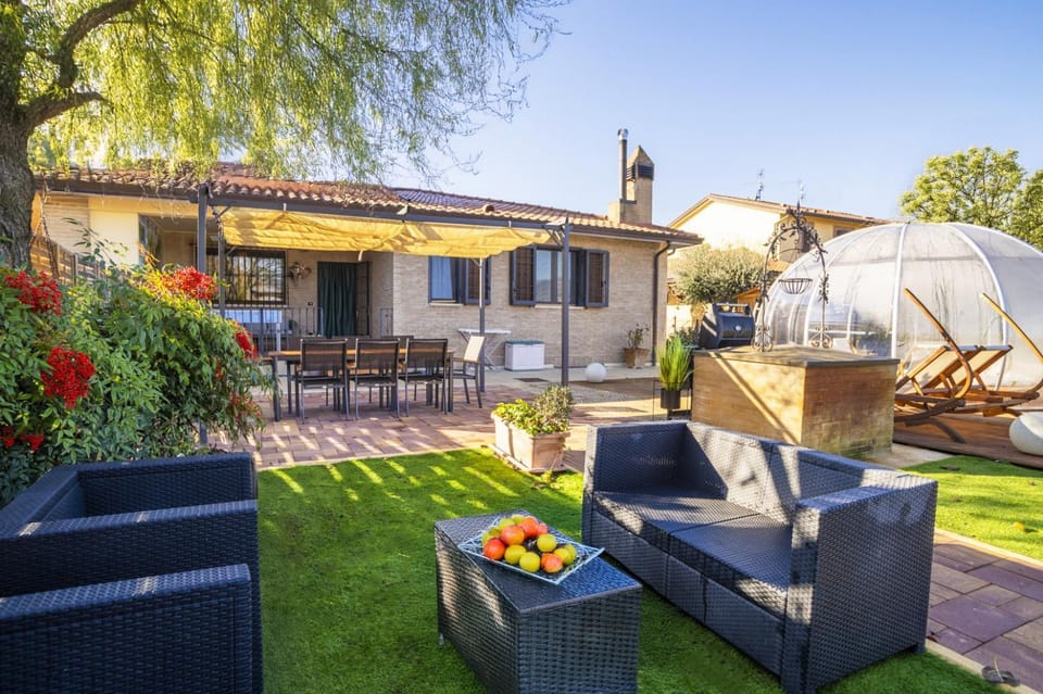 Garden, Swimming pool