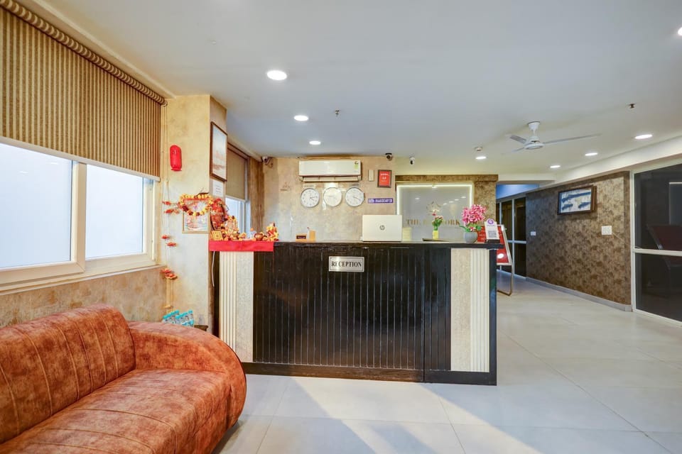 Hotel Red York Hotel in Noida