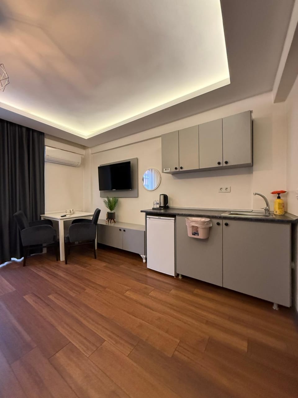 TV and multimedia, Kitchen or kitchenette