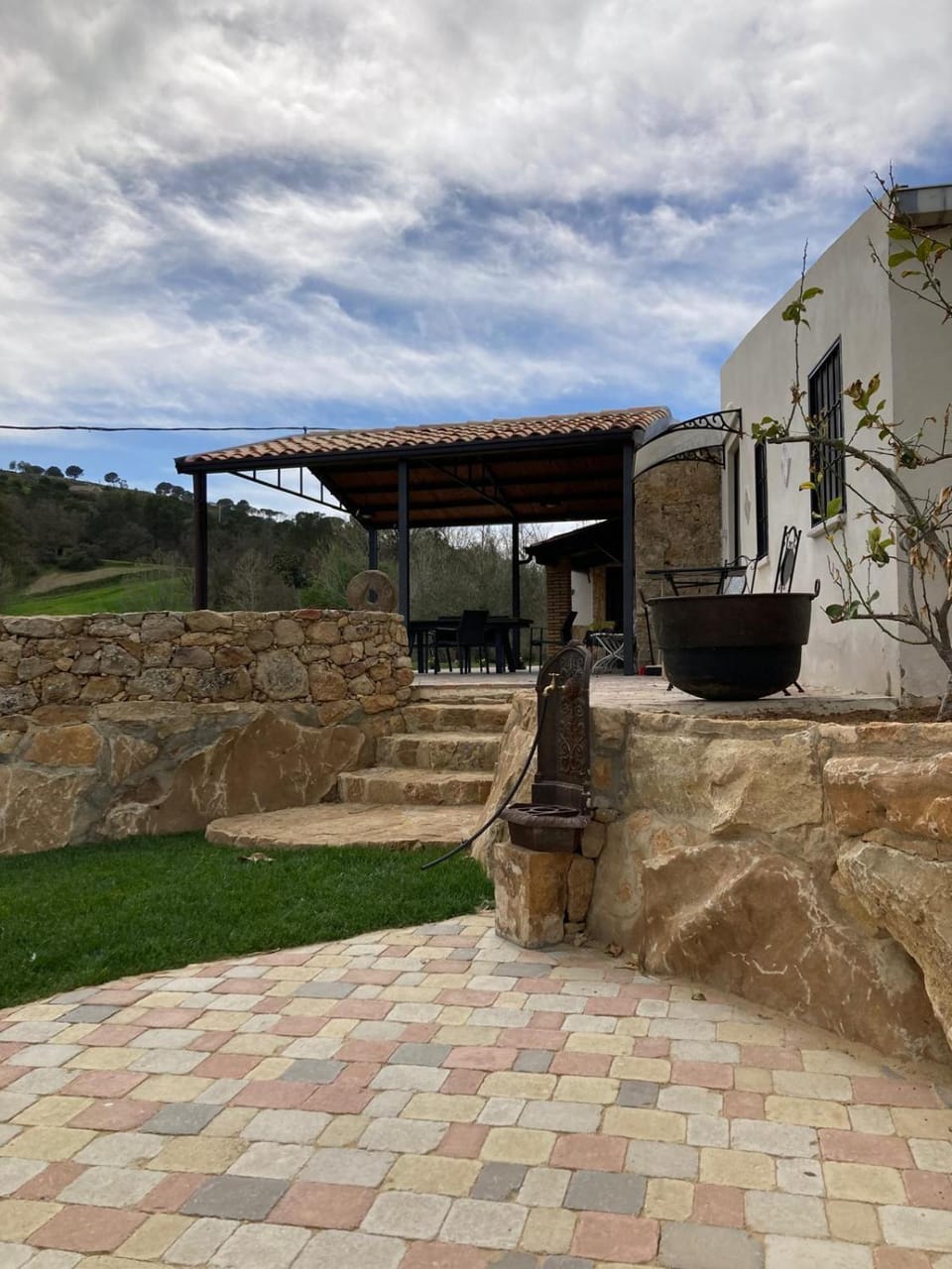 Property building, Natural landscape